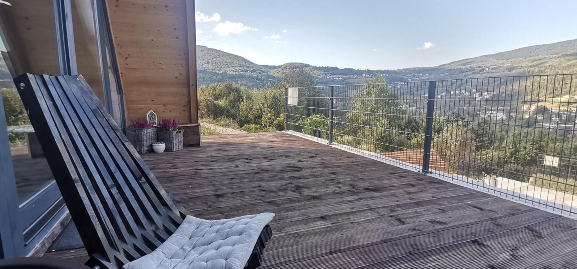 Stone - Luna Chalet
